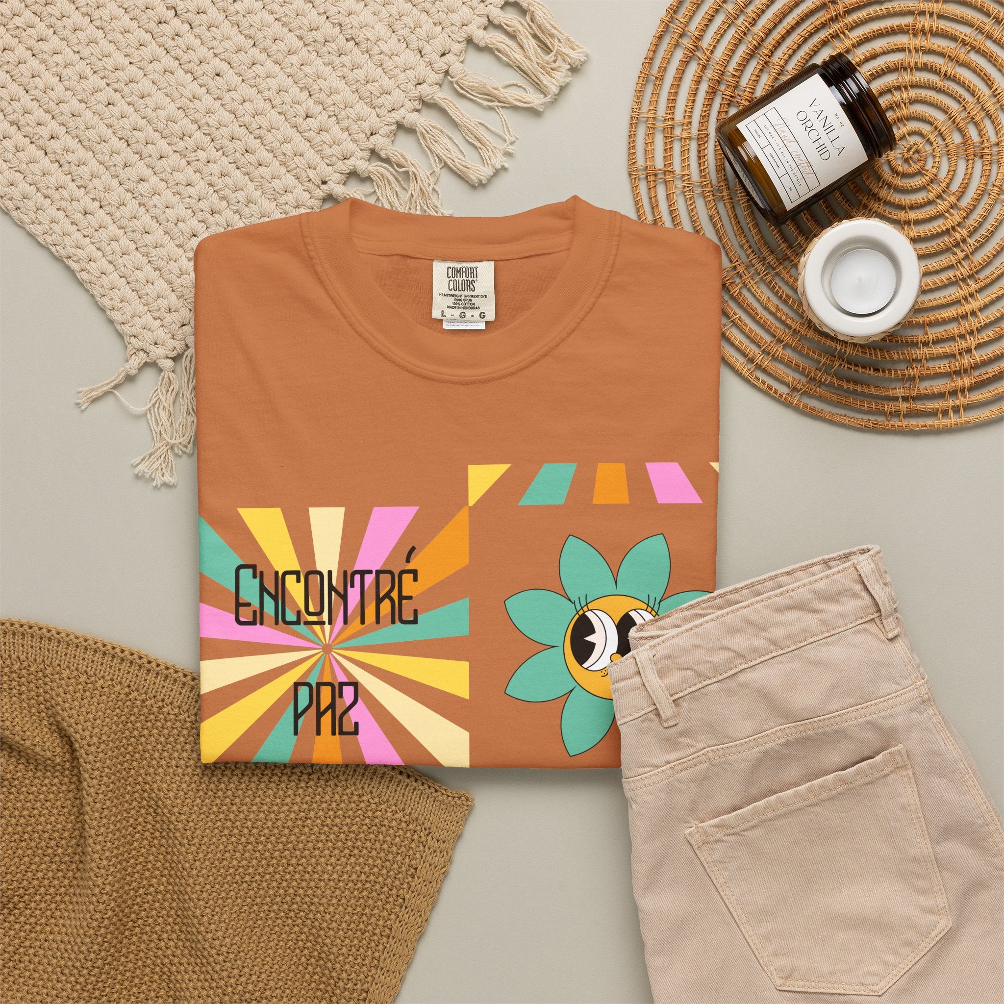 Woman's Spanish "Encontré paz en Jesús"- Camisa Retro Español
