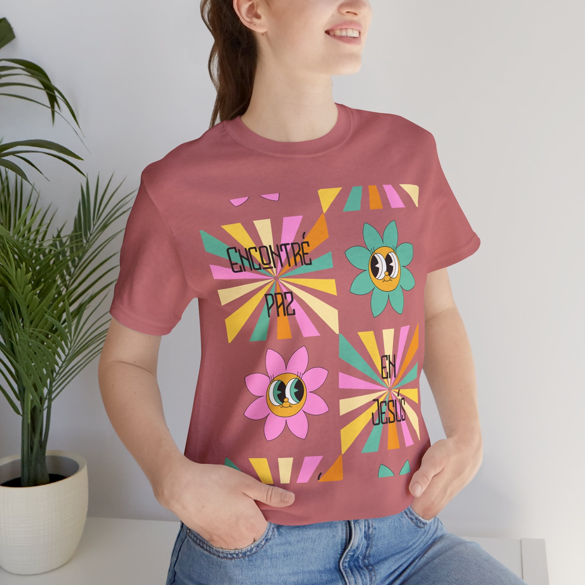 Woman's Spanish "Encontré paz en Jesús"- Camisa Retro Español
