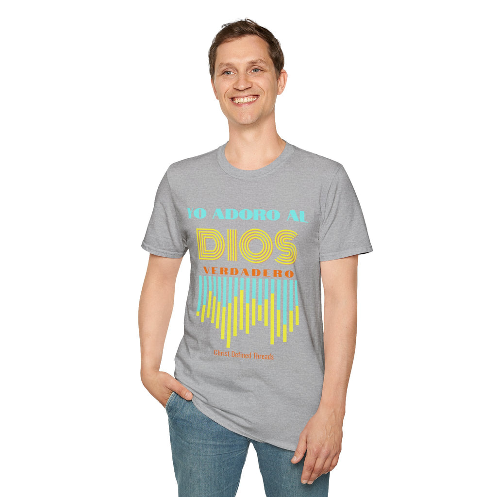 "Yo adoro al Dios verdadero" Camisa Retro —  "Y estos tres son uno" 1Juan 5:7