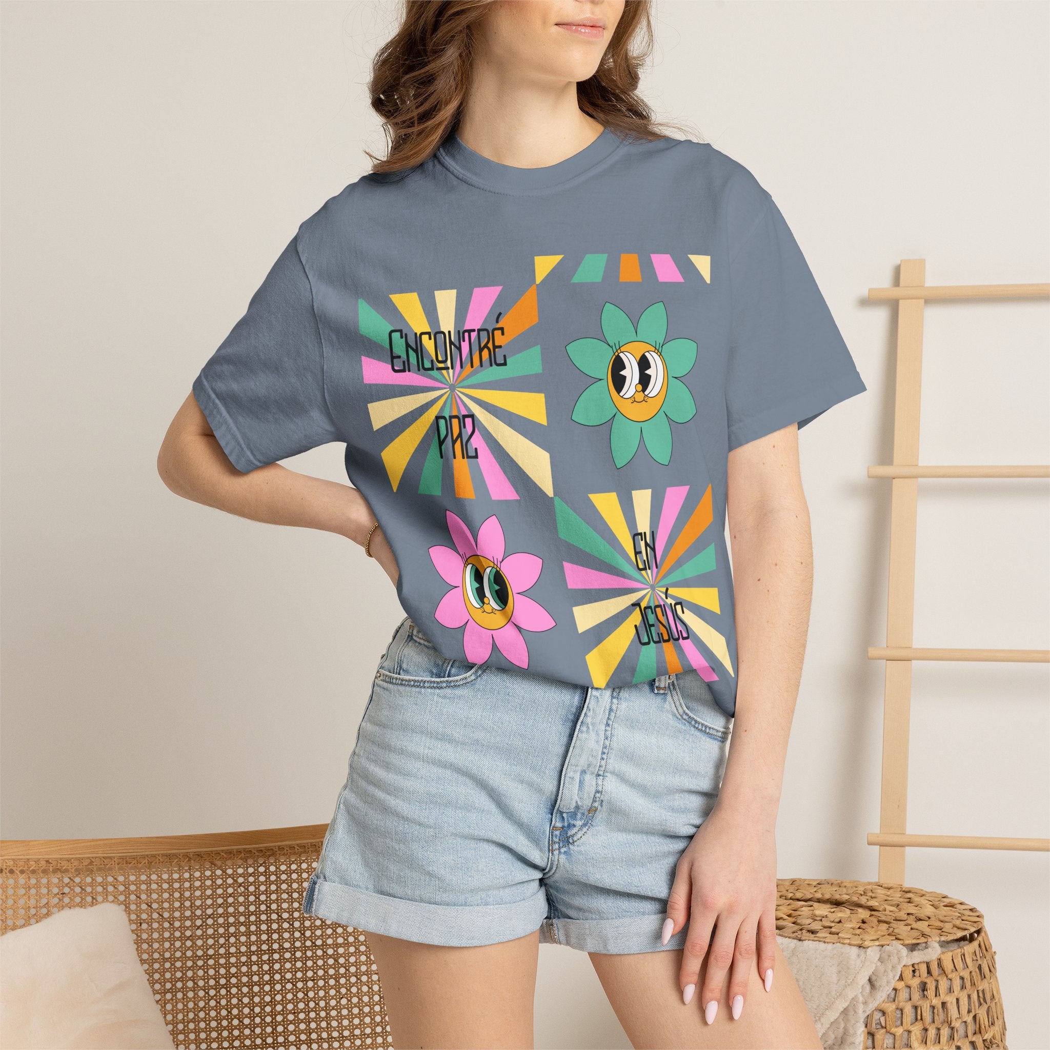Woman's Spanish "Encontré paz en Jesús"- Camisa Retro Español