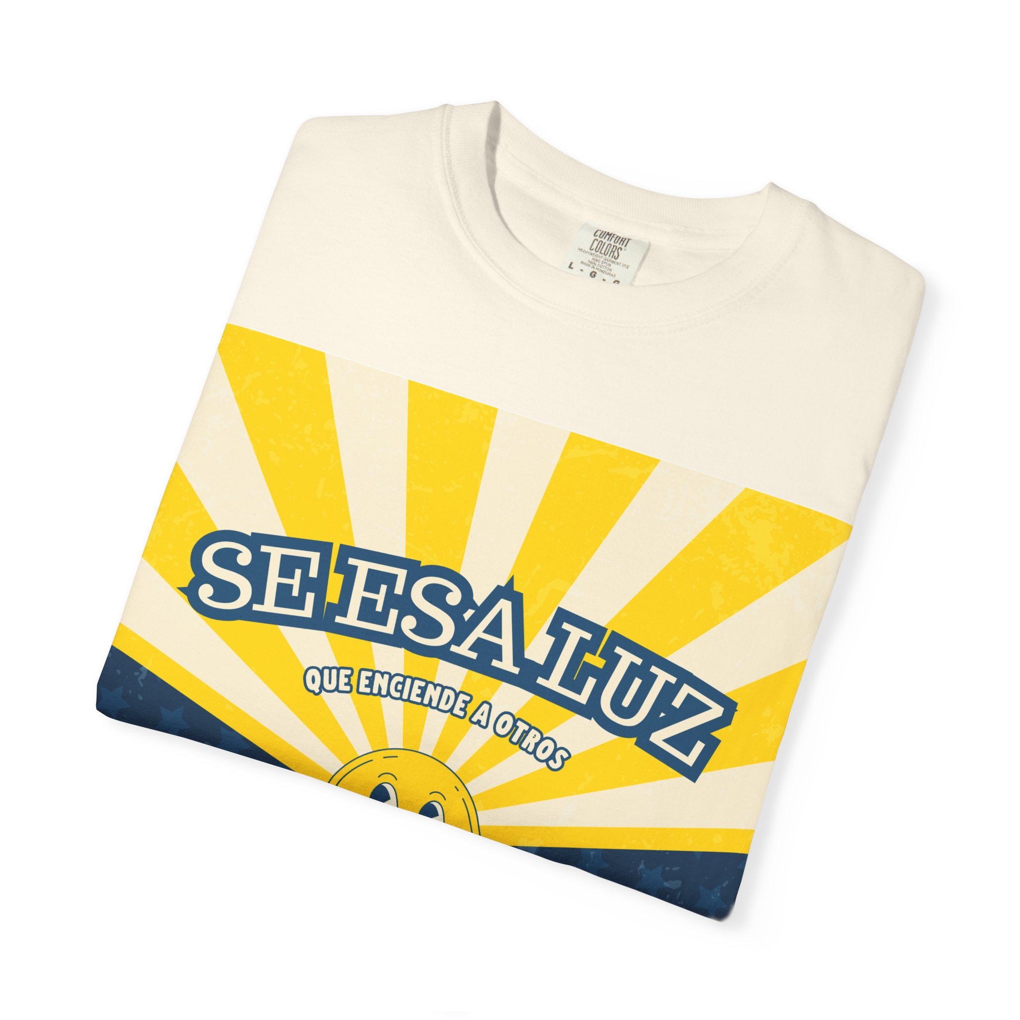'Se esa luz que enciende a otros' Camisa para hombres — "Jesus les dijo: Yo Soy la Luz del Mundo" Juan 8:12