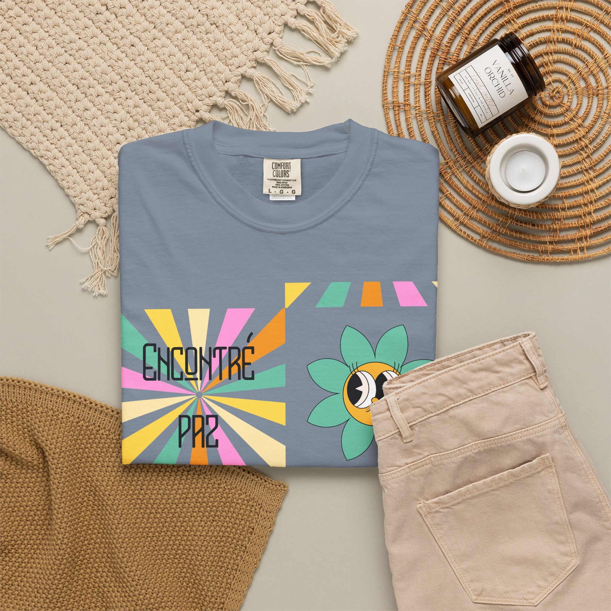 Woman's Spanish "Encontré paz en Jesús"- Camisa Retro Español