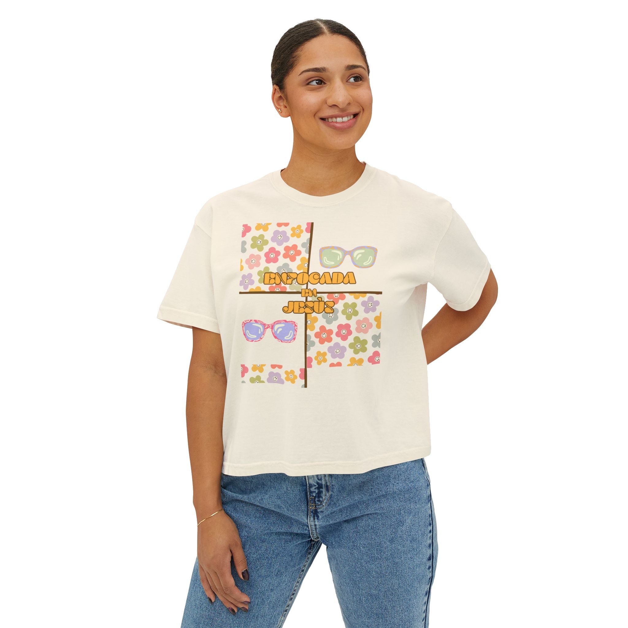 Retro Spanish Sunglasses Boxy Tee — 'Enfocada en Jesús' Graphic Top