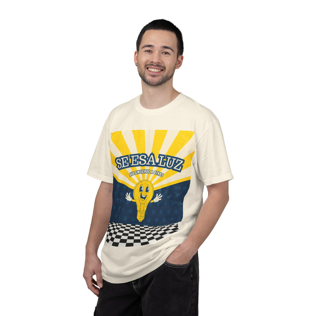 'Se esa luz que enciende a otros' Camisa para hombres — "Jesus les dijo: Yo Soy la Luz del Mundo" Juan 8:12