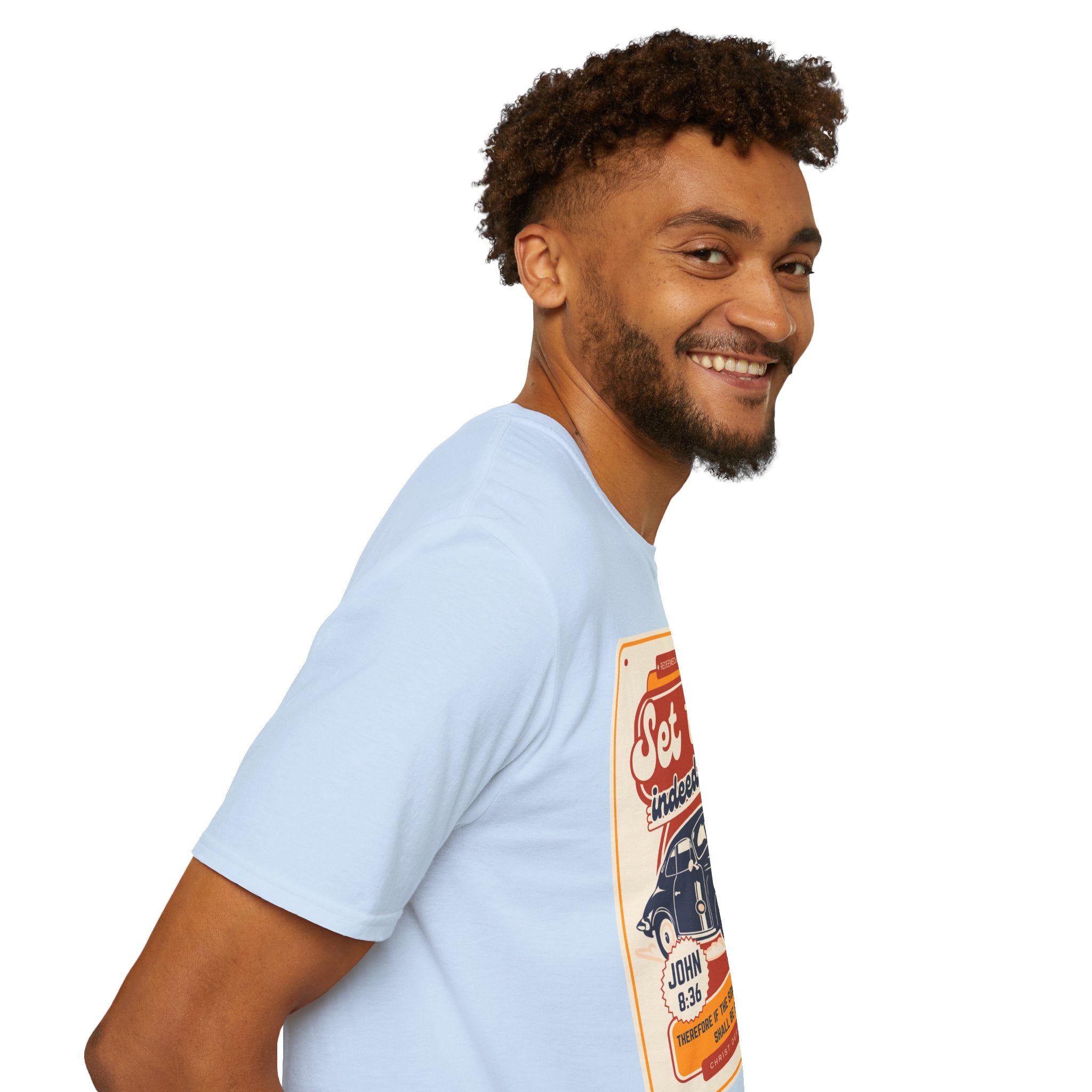 Men's 'Set free Indeed' T‑Shirt — Retro Vintage Car Christian Faith Graphic Tee