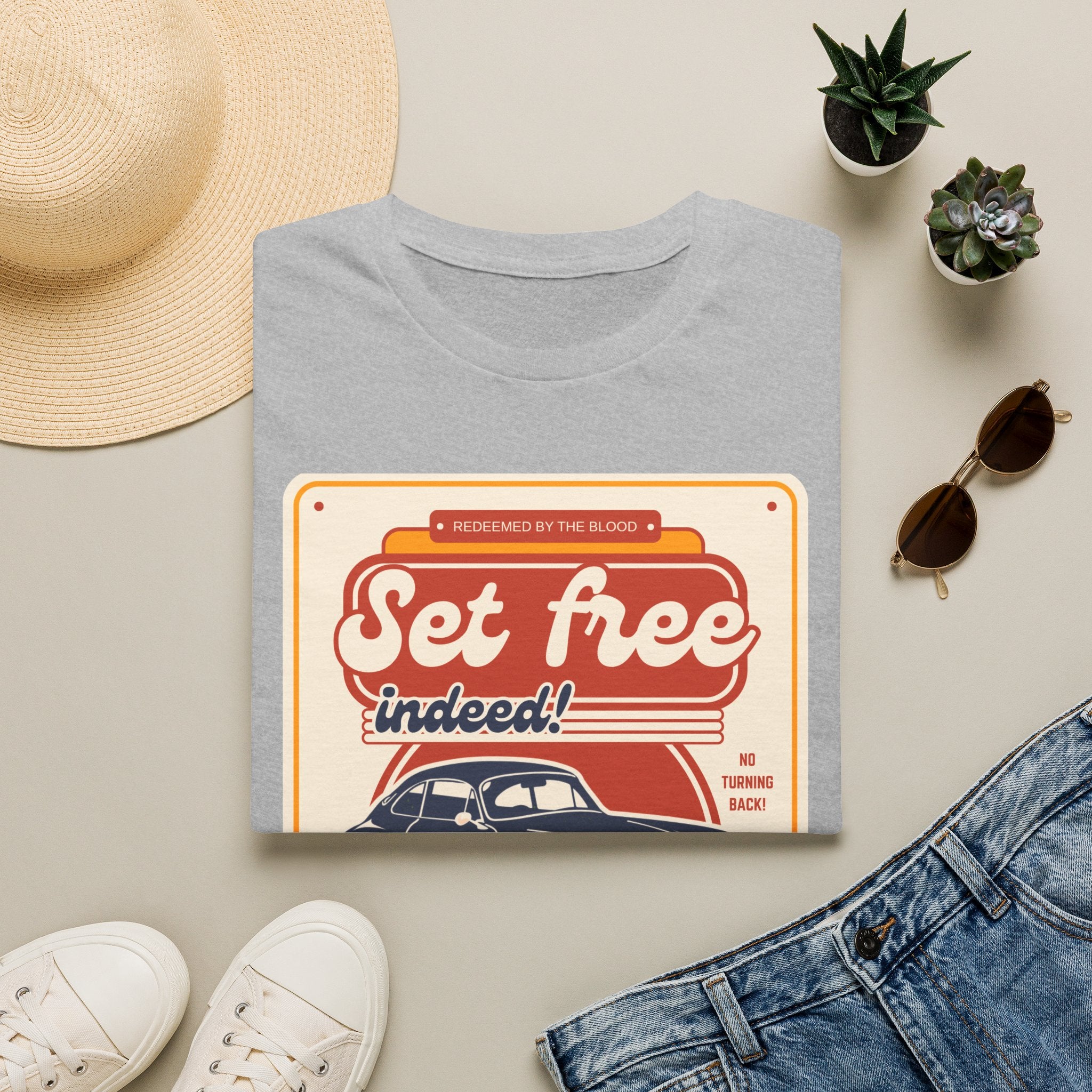 Men's 'Set free Indeed' T‑Shirt — Retro Vintage Car Christian Faith Graphic Tee
