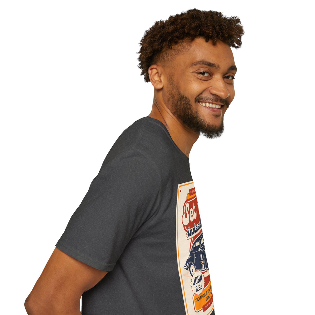 Men's 'Set free Indeed' T‑Shirt — Retro Vintage Car Christian Faith Graphic Tee