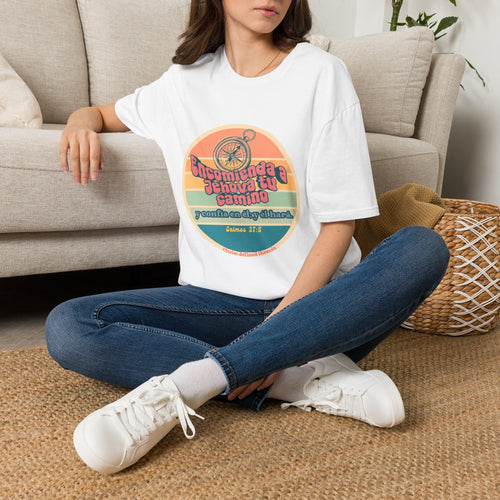"Encomienda a Jehová tu camino" Camisa — Retro compás Camisa Feminina