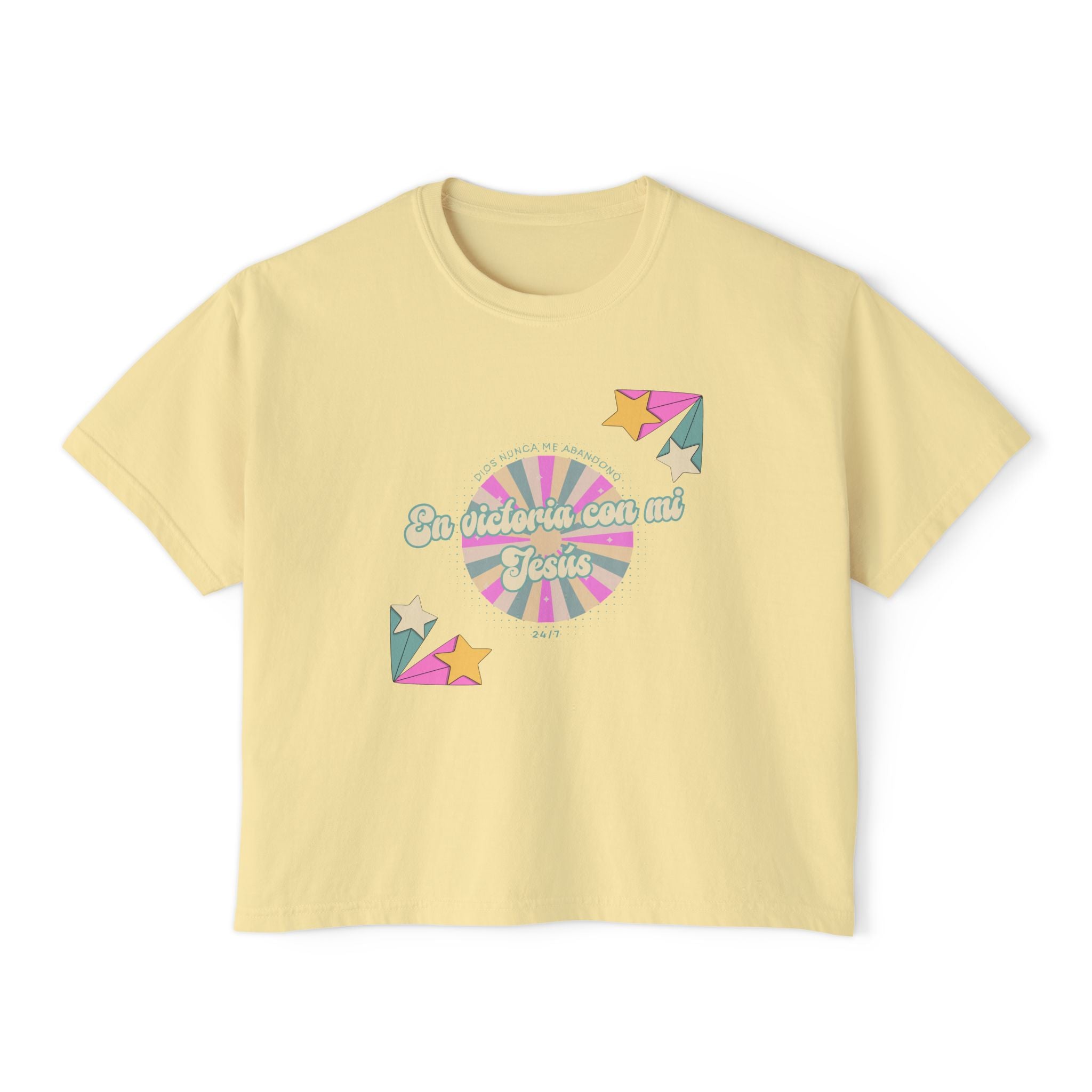 Mujeres Boxy Camisa— 'En Victoria con mi Jesús' Pastel Retro Faith Graphic