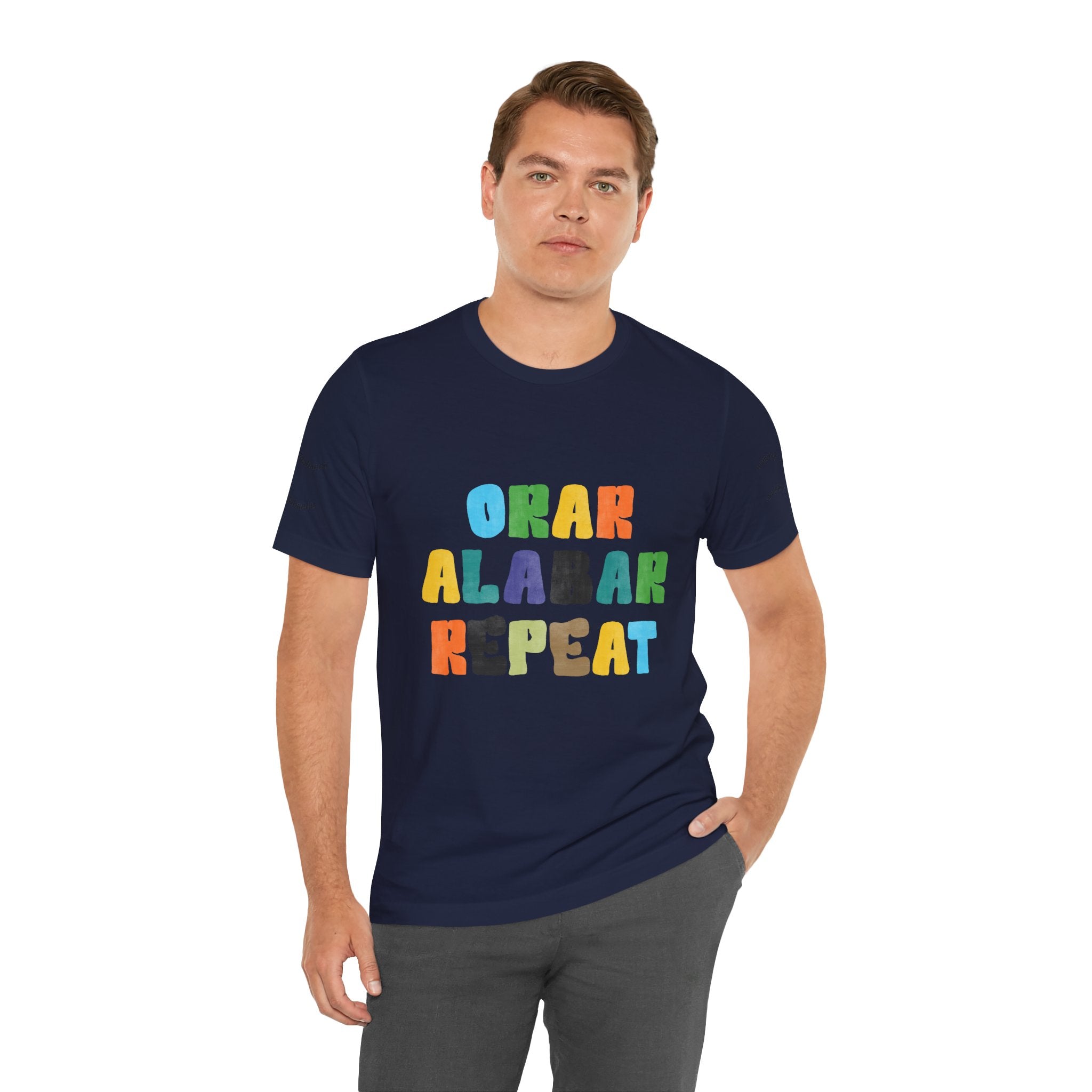 Men's Bilingual "Orar Alabar Repeat" T-Shirt – Camisa de hombres Bilingüe