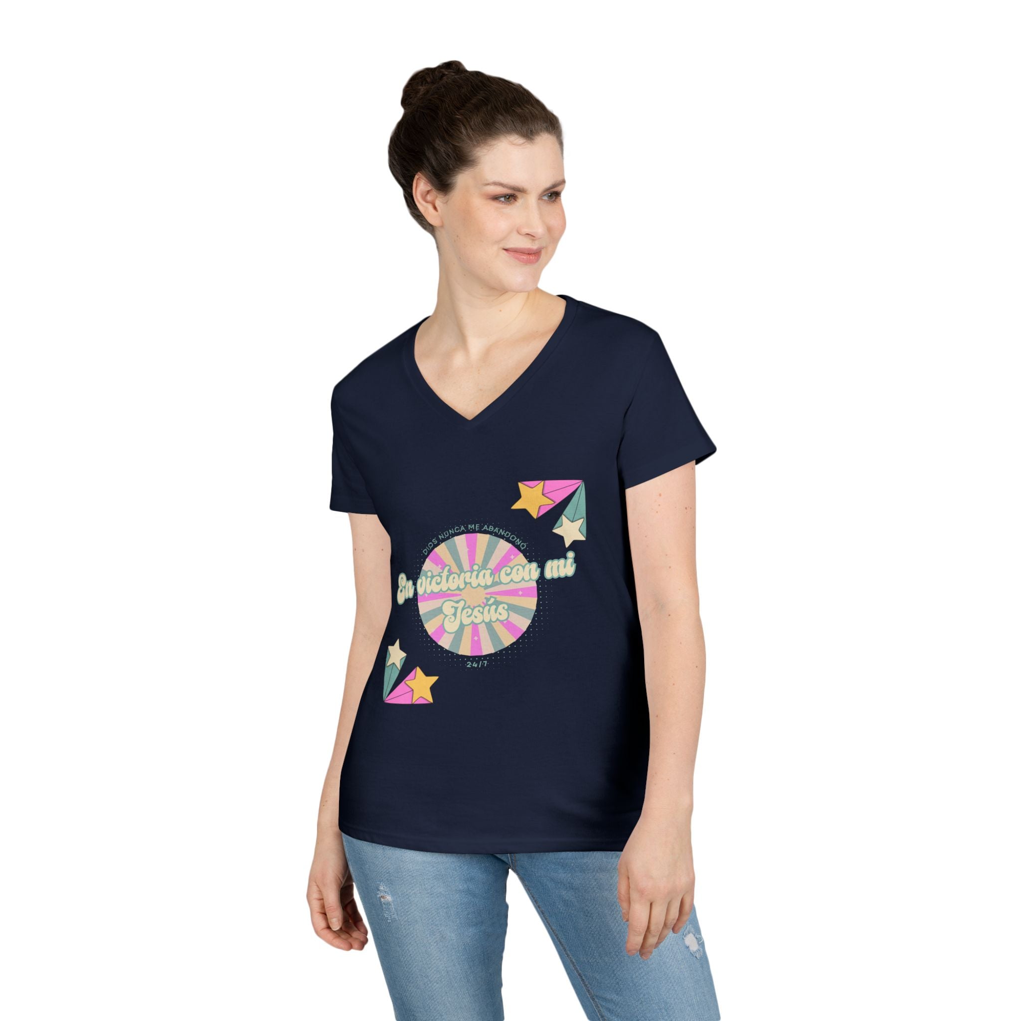 Camisa cuello V-Neck — "En victoria con mi Jesús" Para Mujeres