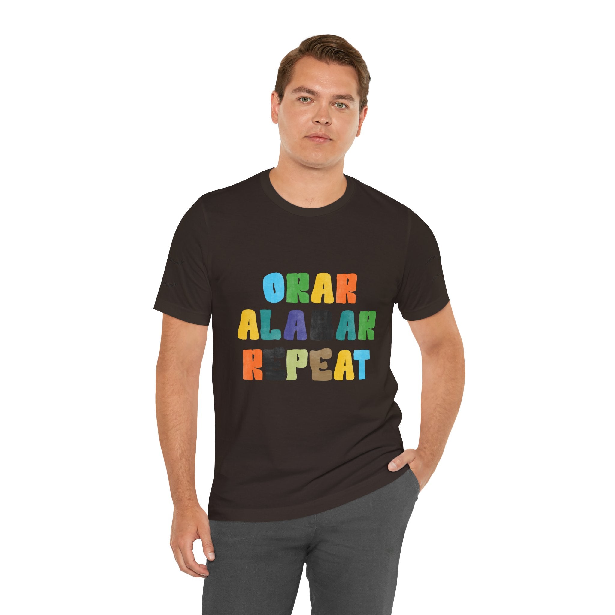 Men's Bilingual "Orar Alabar Repeat" T-Shirt – Camisa de hombres Bilingüe