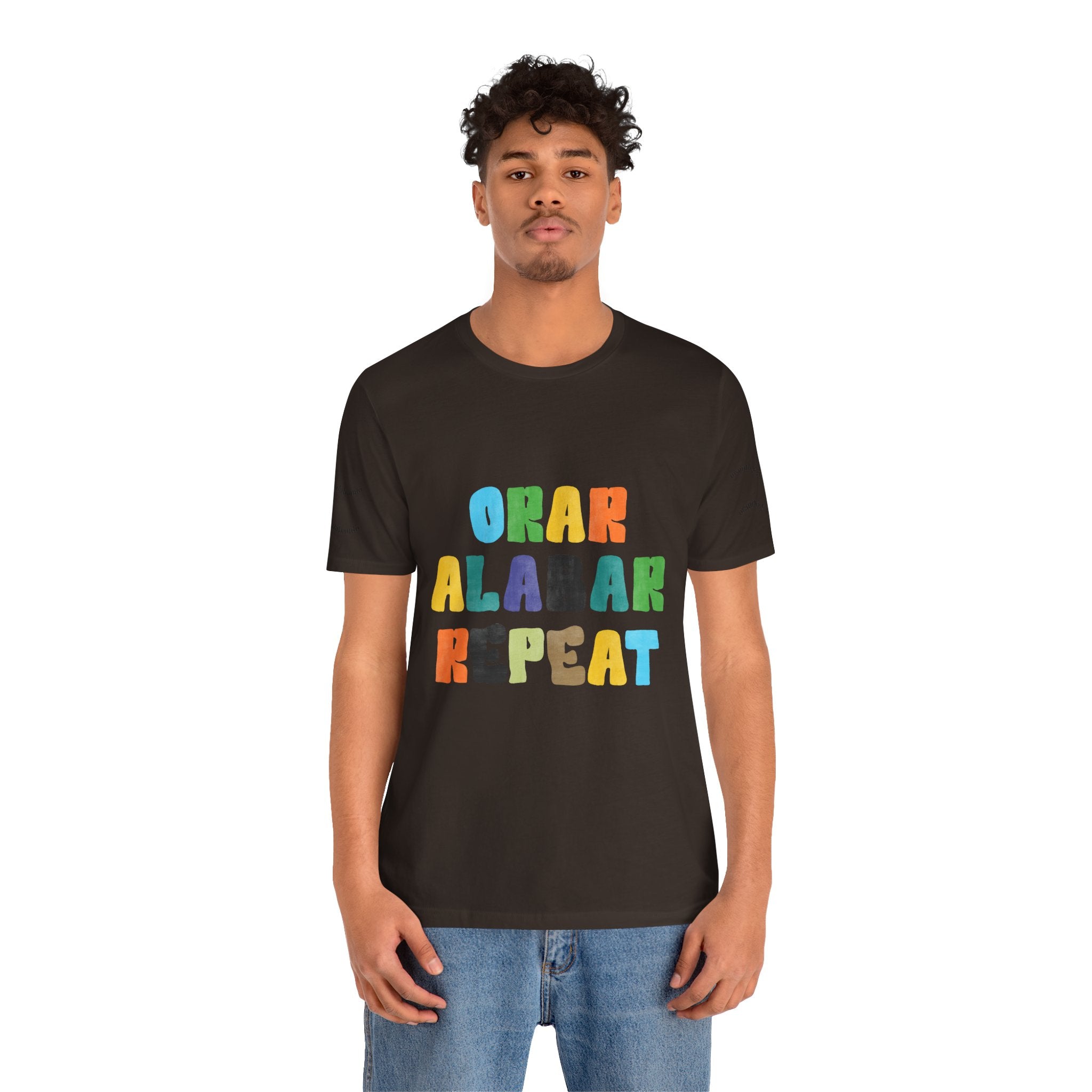 Men's Bilingual "Orar Alabar Repeat" T-Shirt – Camisa de hombres Bilingüe