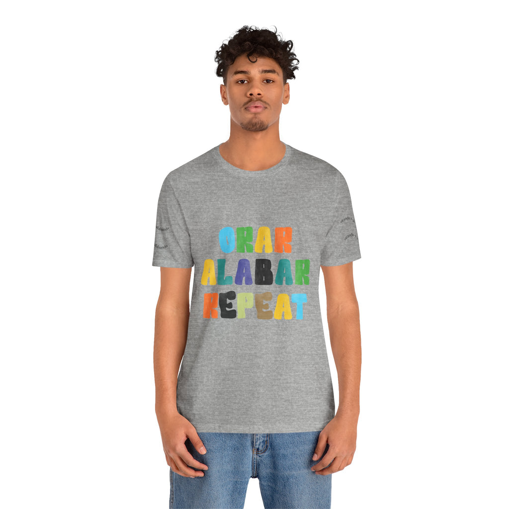 Men's Bilingual "Orar Alabar Repeat" T-Shirt – Camisa de hombres Bilingüe