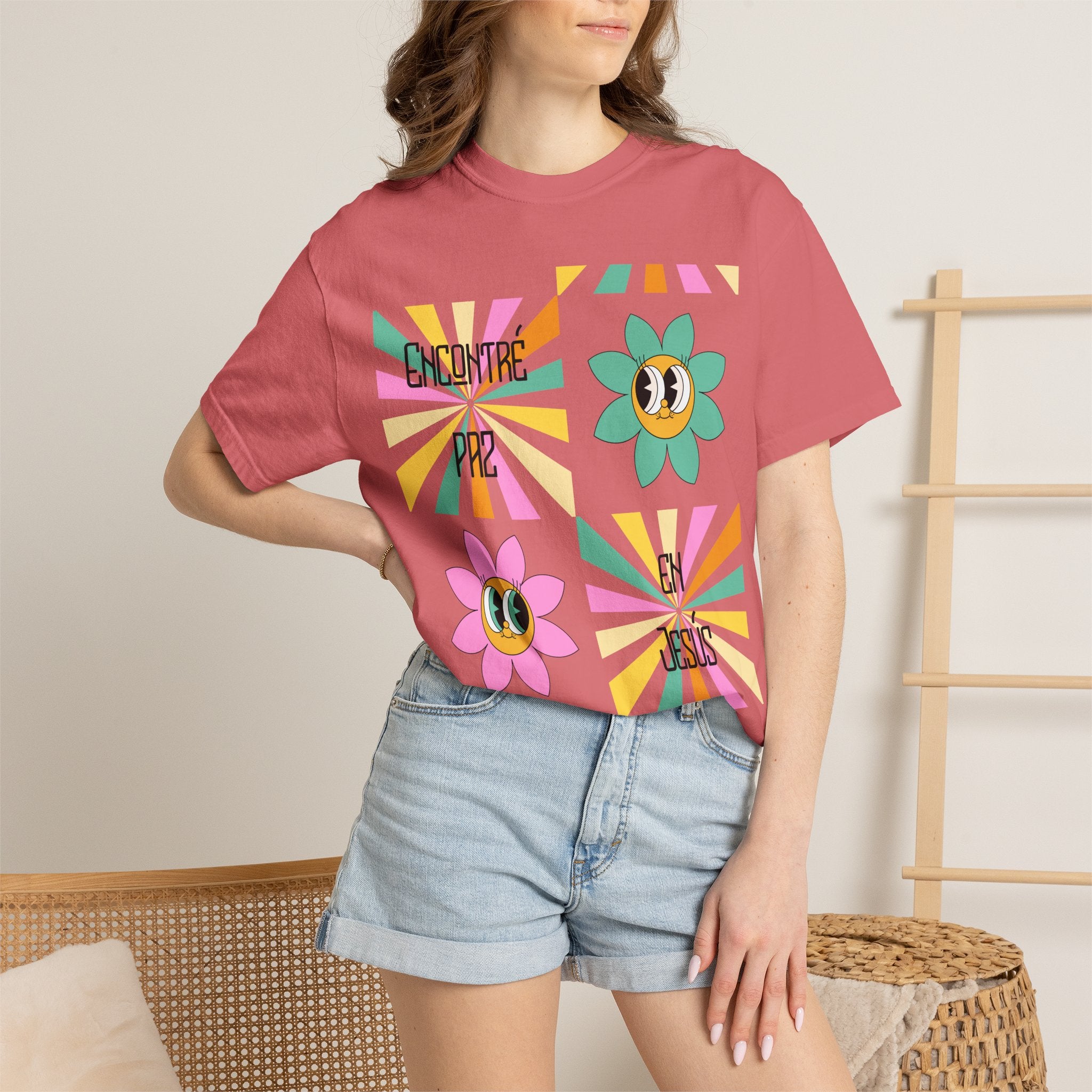 Woman's Spanish "Encontré paz en Jesús"- Camisa Retro Español