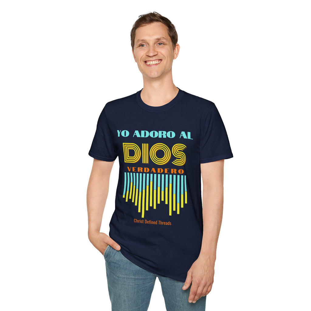 "Yo adoro al Dios verdadero" Camisa Retro —  "Y estos tres son uno" 1Juan 5:7