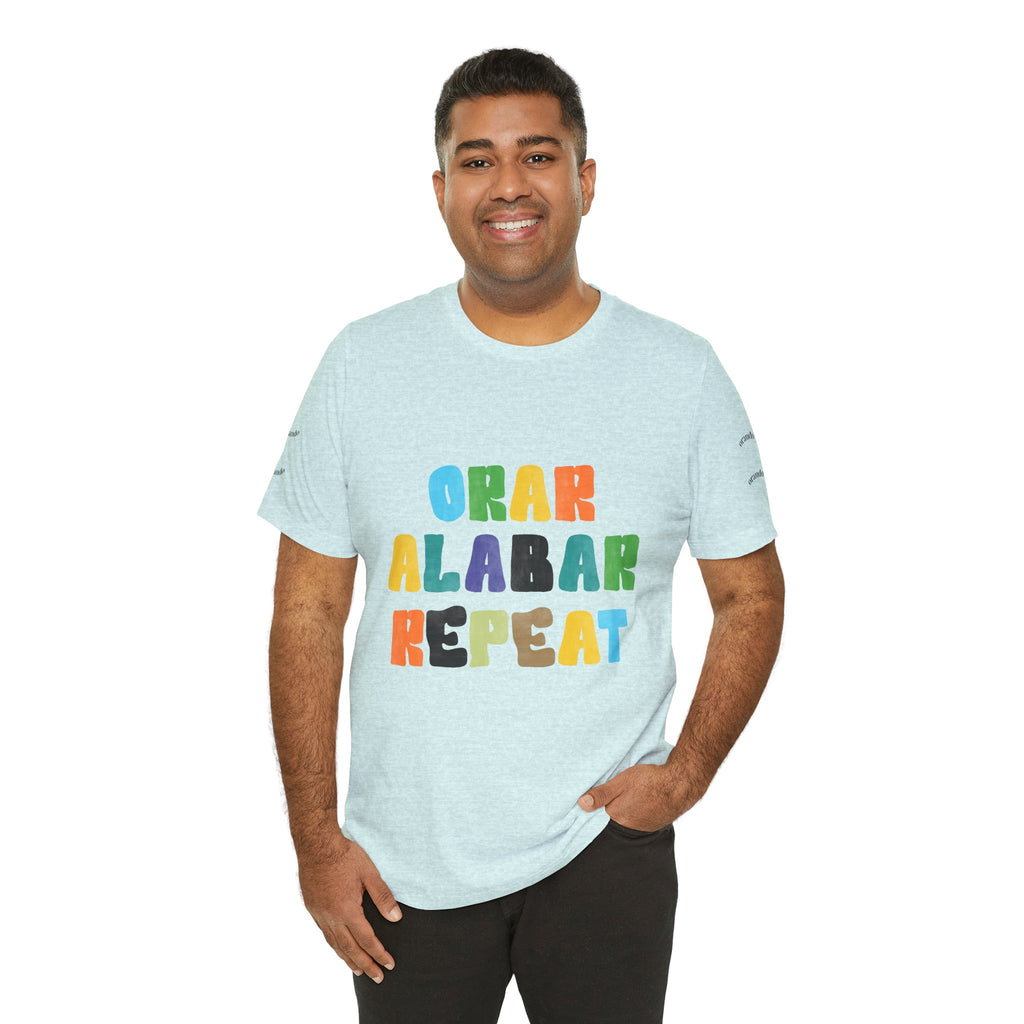 Men's Bilingual "Orar Alabar Repeat" T-Shirt – Camisa de hombres Bilingüe