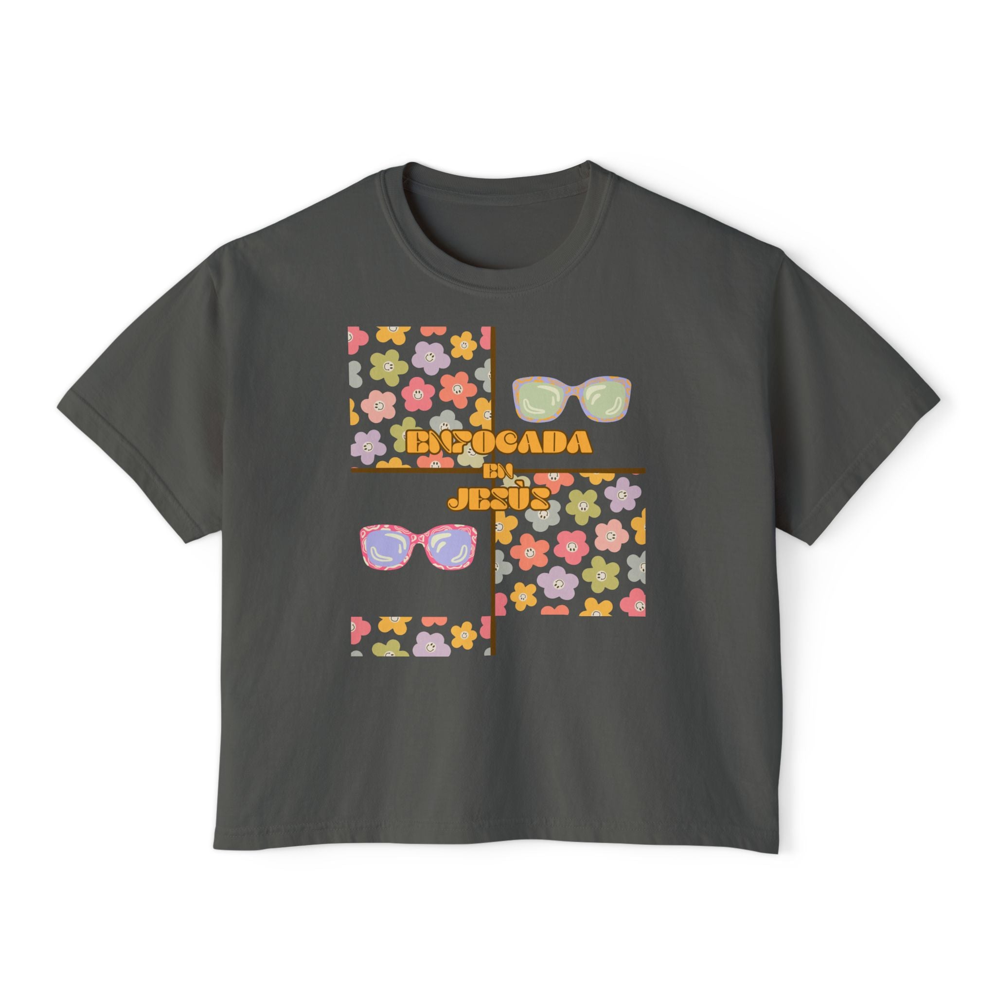 Retro Spanish Sunglasses Boxy Tee — 'Enfocada en Jesús' Graphic Top