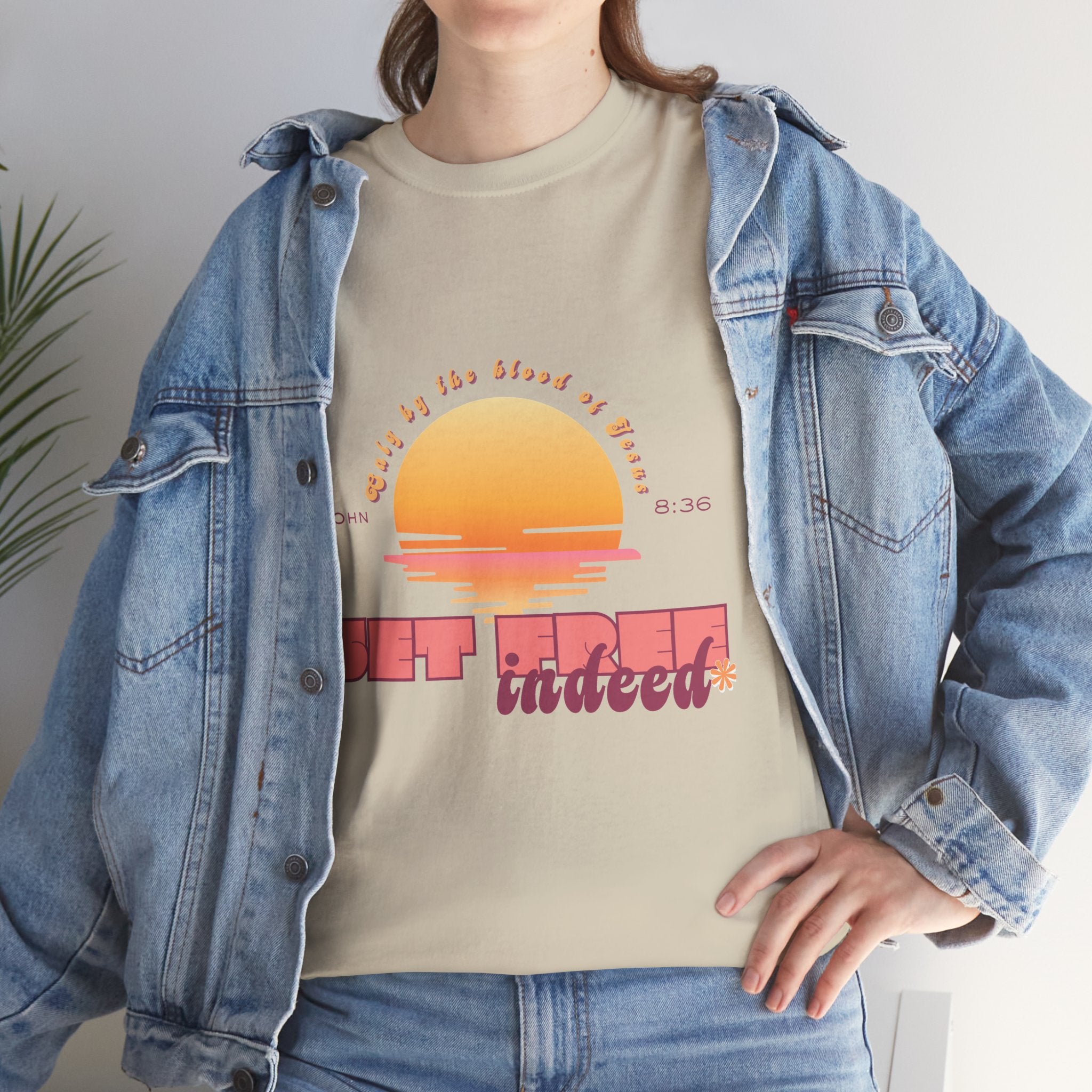 Women's 'Set free indeed' John 8:36- Heavy Cotton Tee