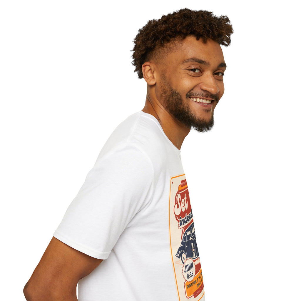 Men's 'Set free Indeed' T‑Shirt — Retro Vintage Car Christian Faith Graphic Tee