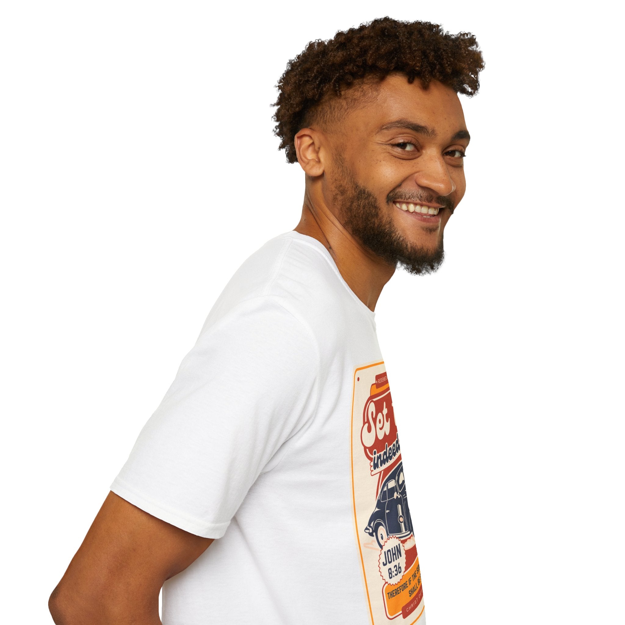 Men's 'Set free Indeed' T‑Shirt — Retro Vintage Car Christian Faith Graphic Tee