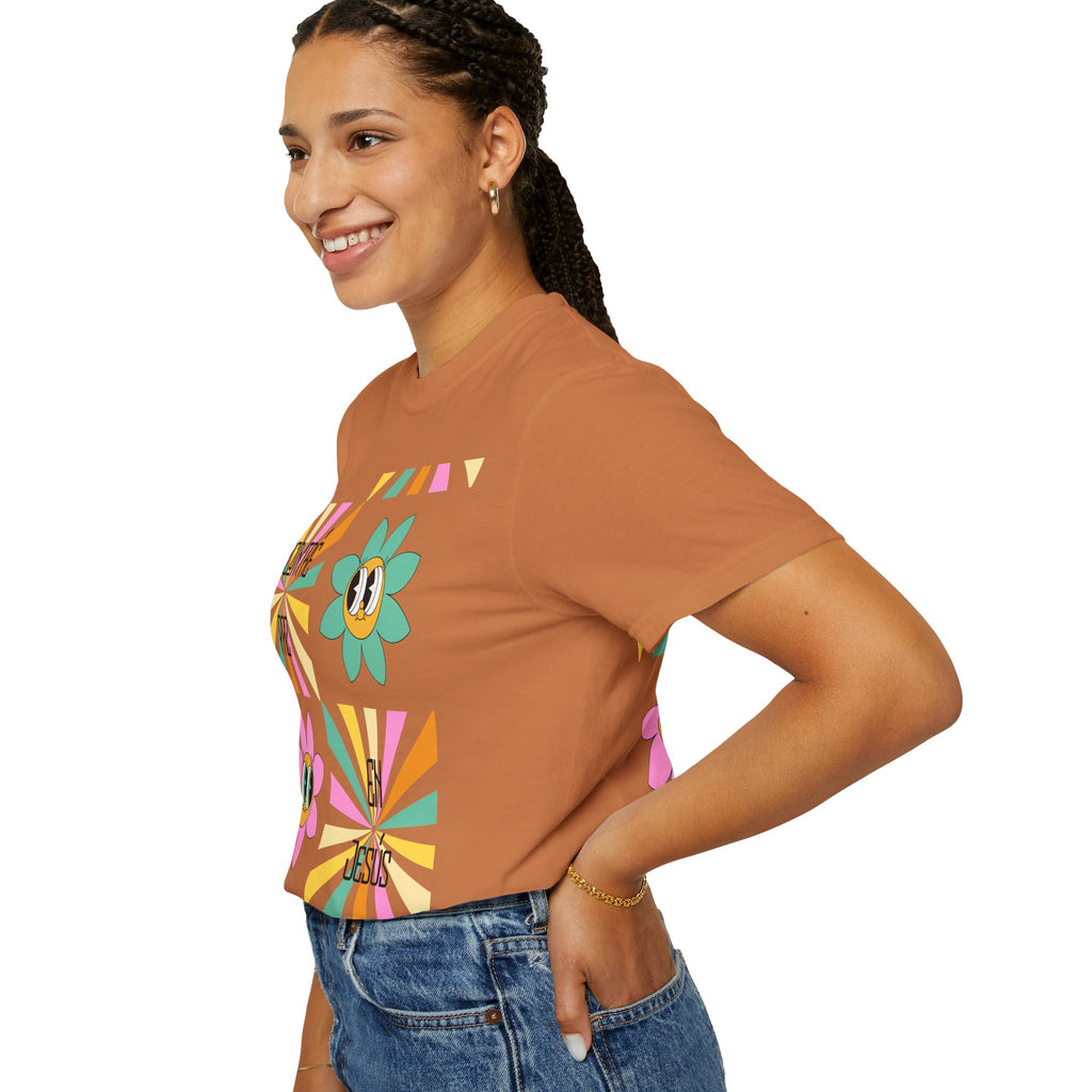 Woman's Spanish "Encontré paz en Jesús"- Camisa Retro Español