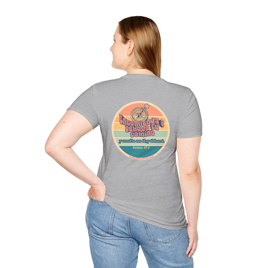 "Encomienda a Jehová tu camino" Camisa — Retro compás Camisa Feminina