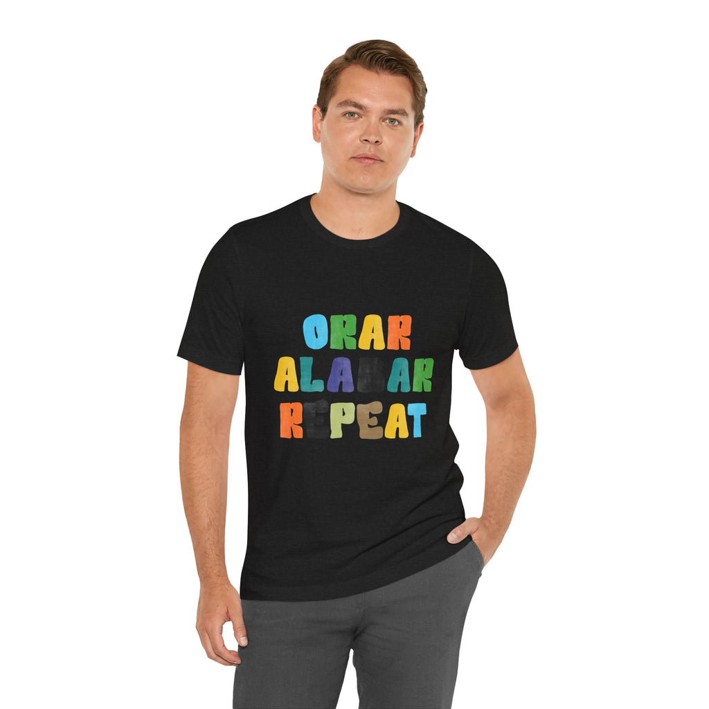 Men's Bilingual "Orar Alabar Repeat" T-Shirt – Camisa de hombres Bilingüe
