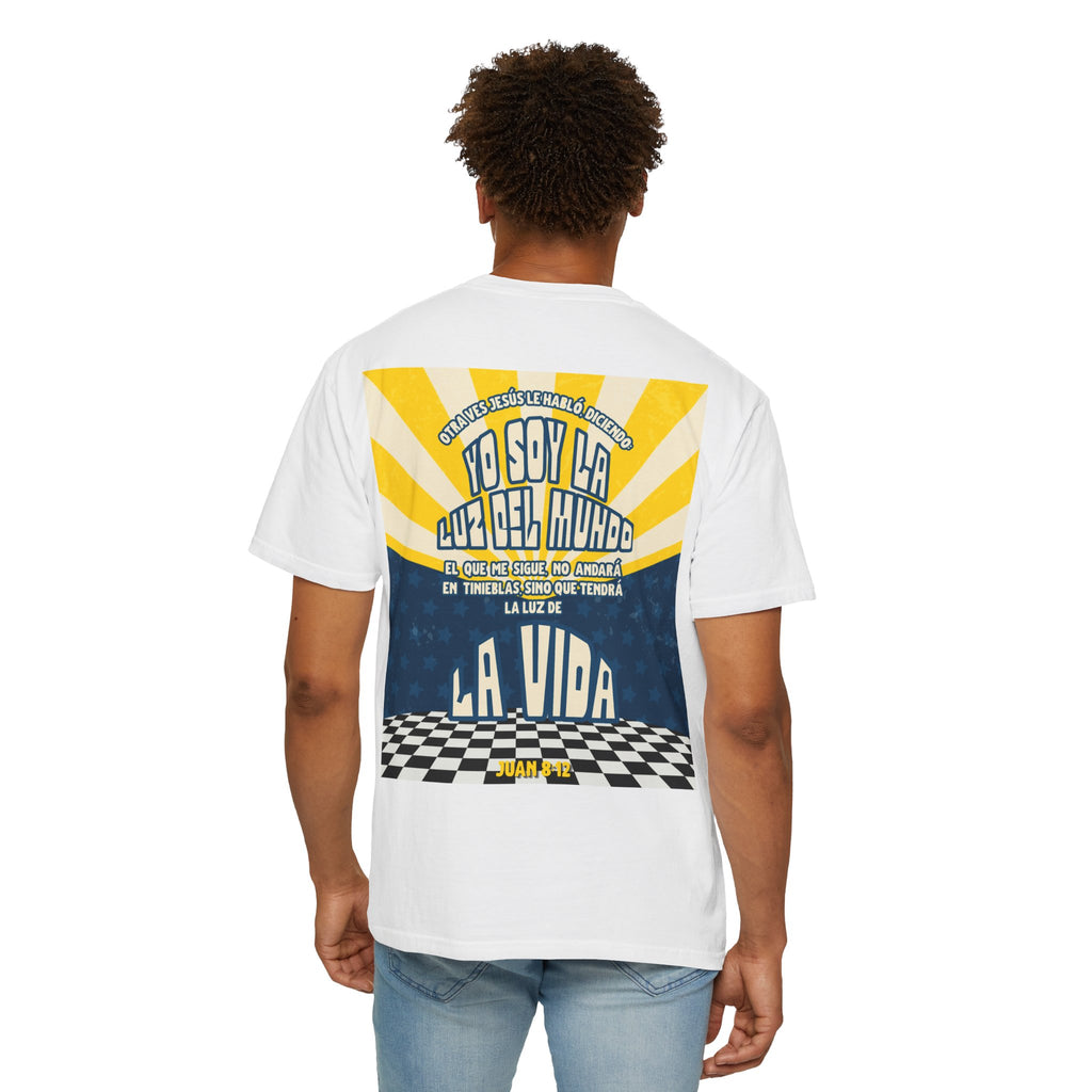 'Se esa luz que enciende a otros' Camisa para hombres — "Jesus les dijo: Yo Soy la Luz del Mundo" Juan 8:12